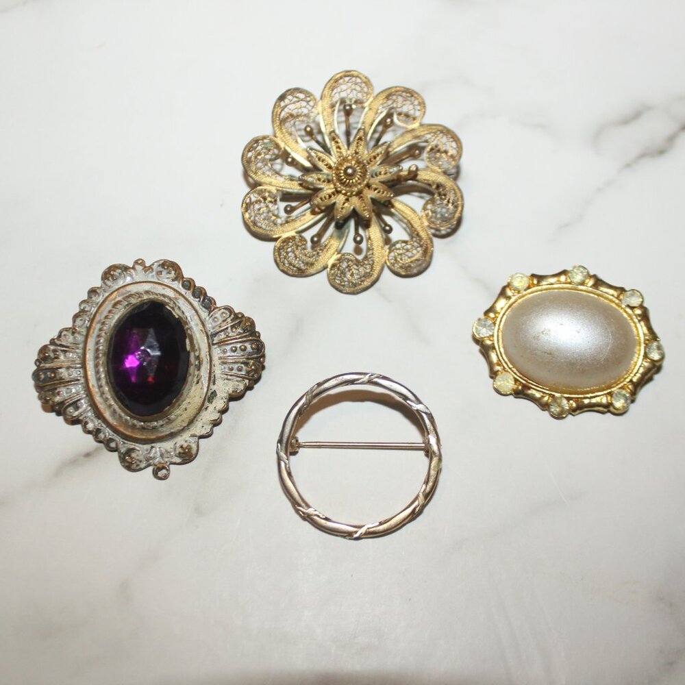 Set of 4 VINTAGE Brooches Bundle Retro Pins Costume Boho Jewelry 80s Grandma
